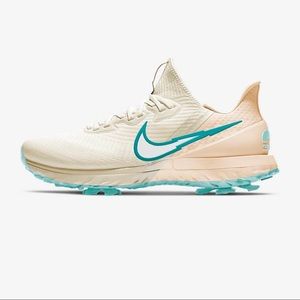 Never worn, brand new Men’s Nike Air zoom Infinity tour golf shoe